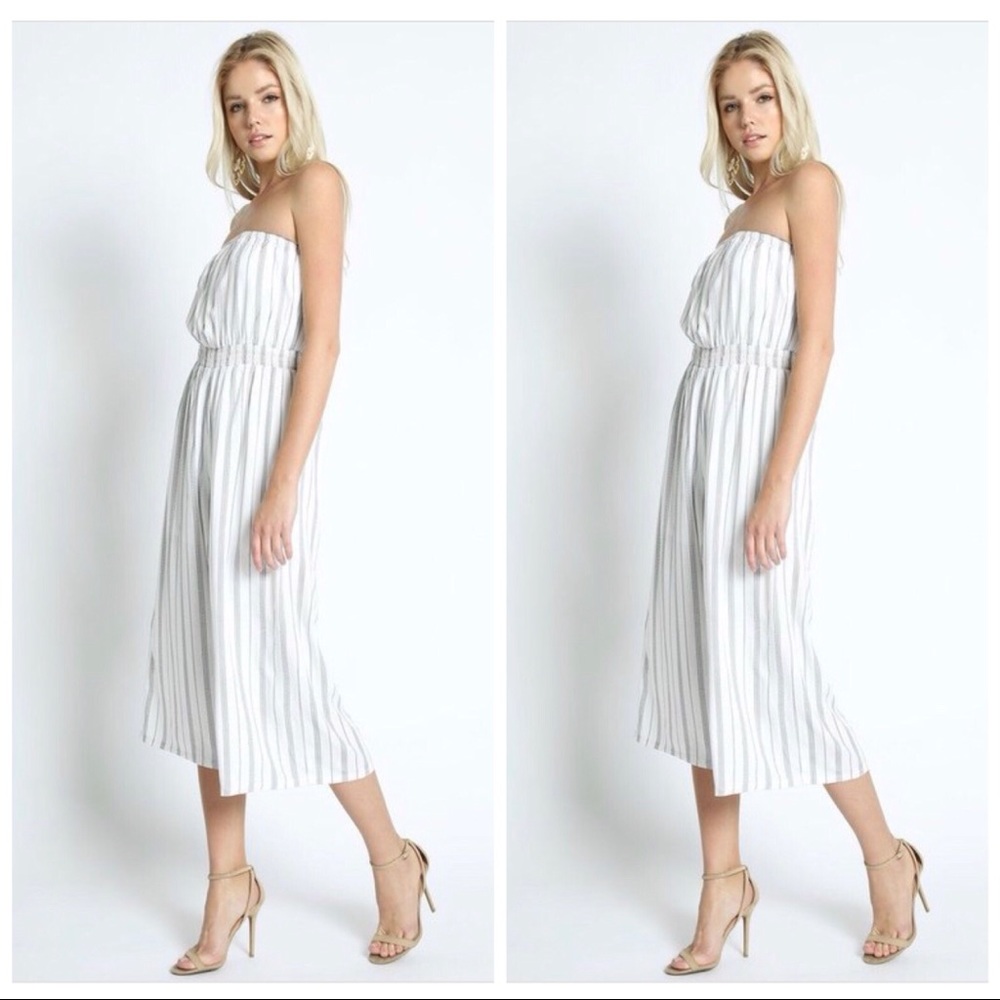 Tube Top Jumpsuit - White & Navy Blue - Picture 2 of 3